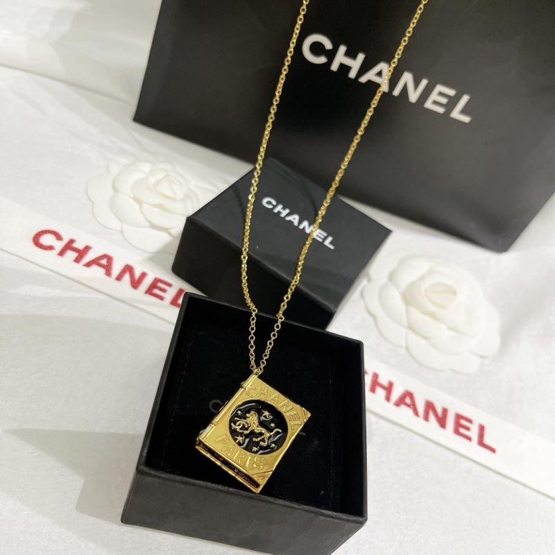 Chanel Necklaces